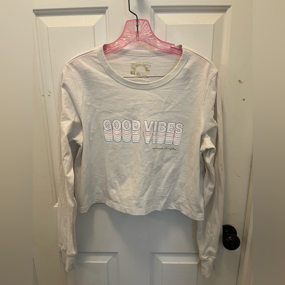 🙏🏾 EUC Spiritual Gangster “Good Vibes” Cropped L/S Top - Sz Large